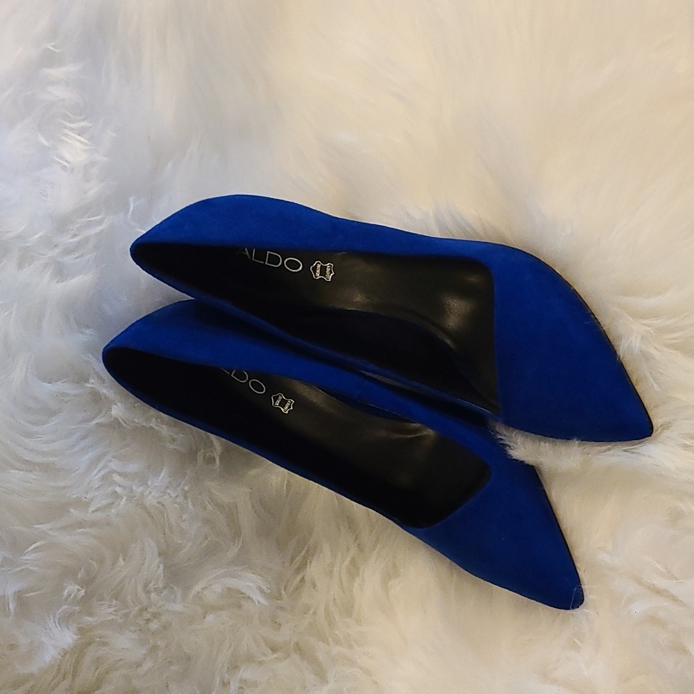 SOLD!!!ALDO SHOES ROYAL BLUE PUMPS 👠